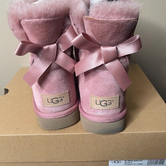 Mini Bailey UGG Boots - Picture 5 of 6